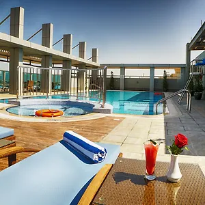 Rose Park - Al Barsha, Opposite Metro Station 4*, Дубай ОАЭ