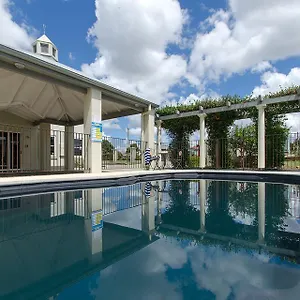https://coachmans-inn-warwick.queenslandhotels.net